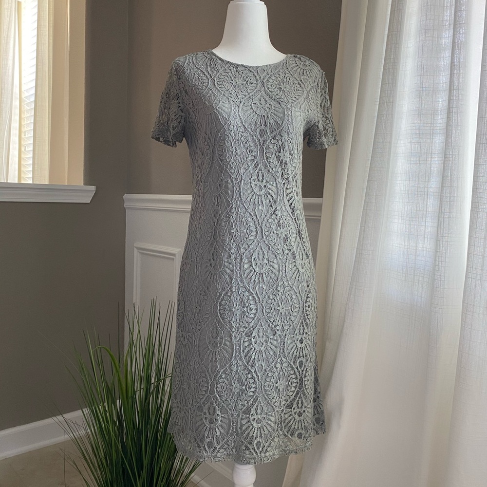 Lace dress